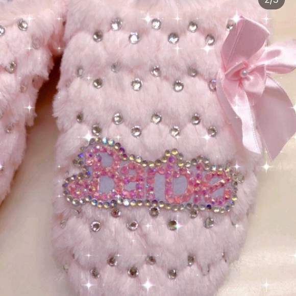 💗BARBIE DOLL LOGO CUSTOM BLING FUZZY PLUSH BEDROOM SLIPPER SLIDE SHOES small - Picture 2 of 7